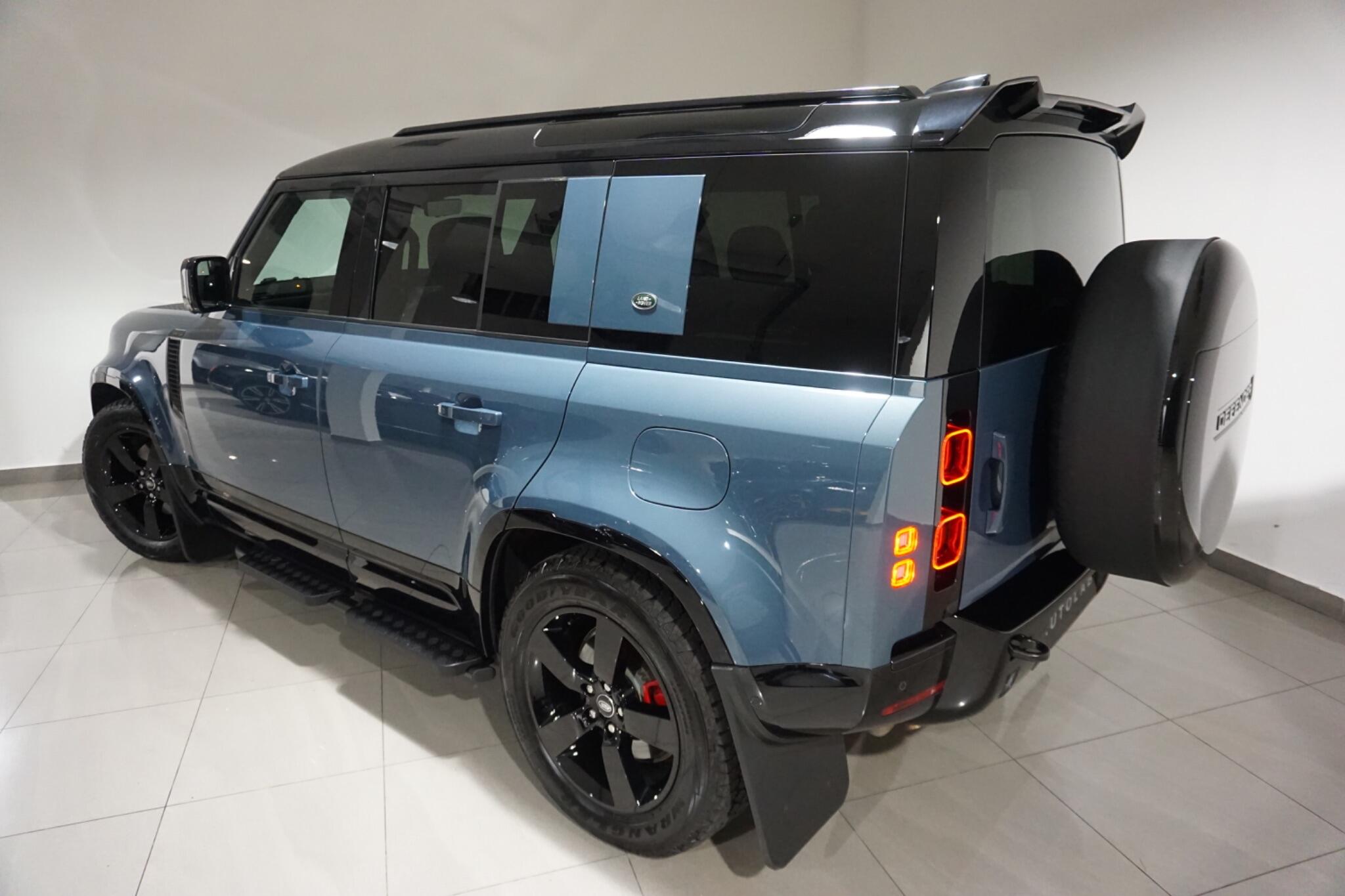 Land Rover Defender 110 2.0 P400e 15.4kWh X-Dynamic HSE SUV 5dr Petrol Plug-in Hybrid Auto 4WD Euro 6 (s/s) (404 ps)